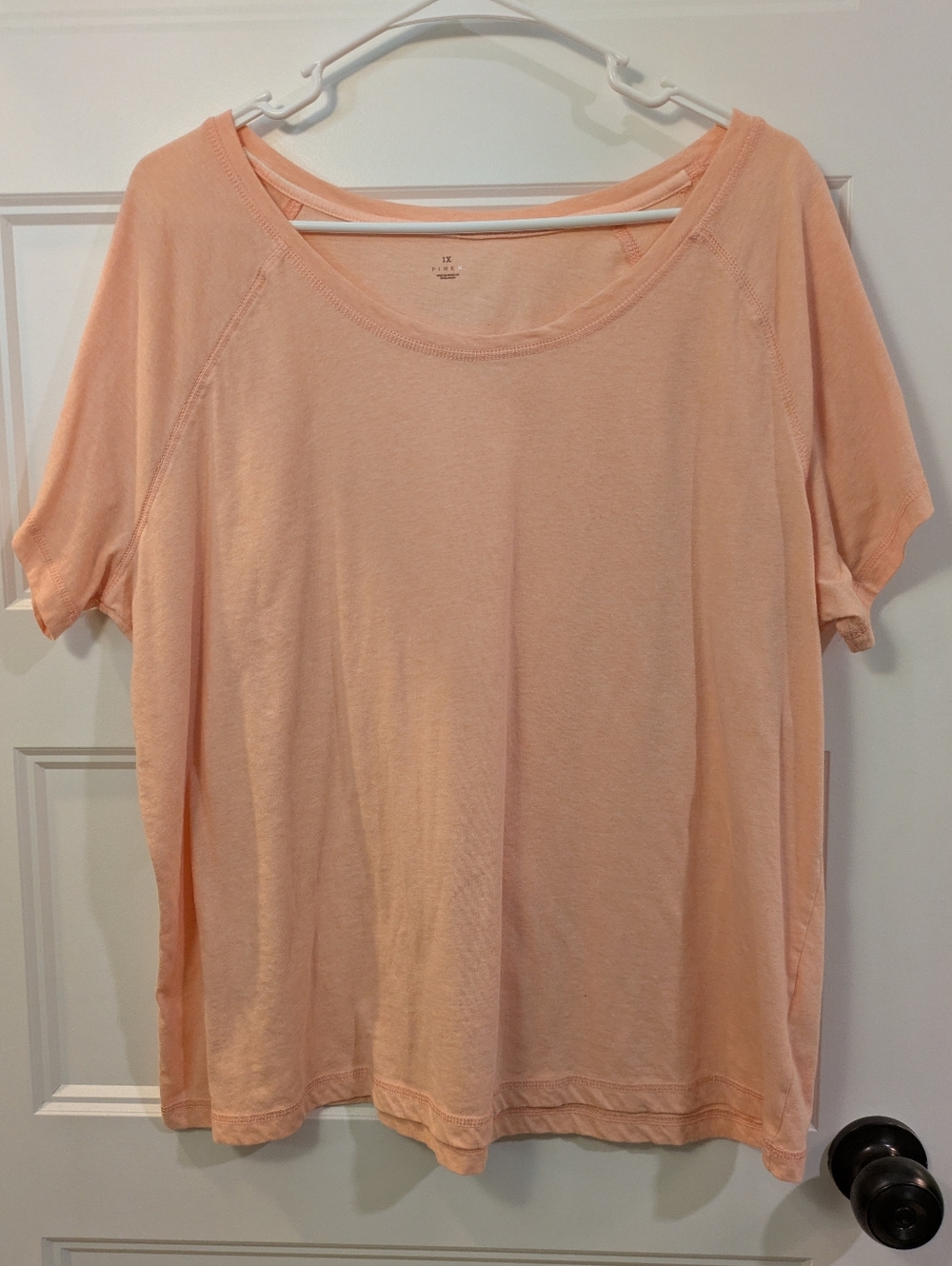 🔴3/$15 Relaxed Scoop Neck Tee in Light Peach